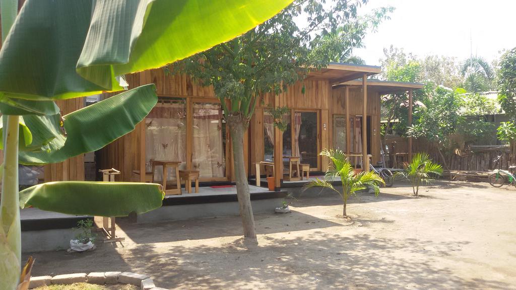 גילי טרוונגן Beach Box Bungalow חדר תמונה